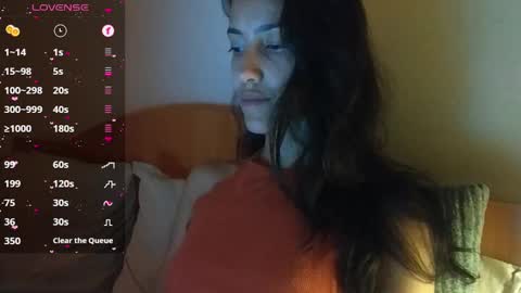 Laroa online show from 02-18-25, 12:37