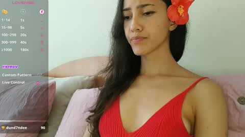 Laroa online show from 09-25-25, 06:44