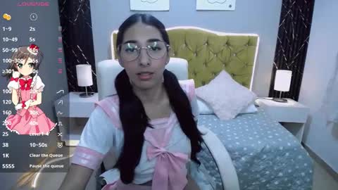 Snapshot of inocent_luna chatting on 02-20-26, 01:46 Luna moon online show from 02-20-26, 01:46