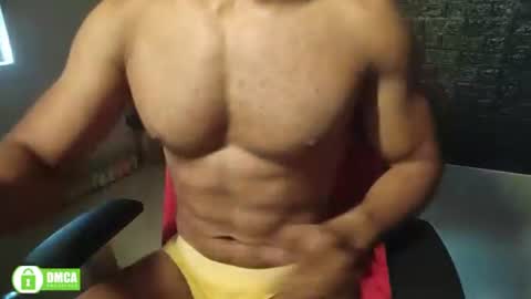 Snapshot of insanestud_miles chatting on 07-10-26, 06:17 Miles online show from 07-10-26, 06:17