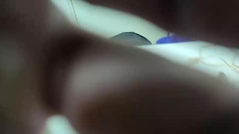 Snapshot of insistente chatting on 12-20-25, 11:12 INSTAGRAM camilodlx online show from 12-20-25, 11:12