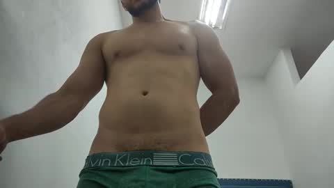 Snapshot of insistente chatting on 01-07-26, 03:25 INSTAGRAM camilodlx online show from 01-07-26, 03:25