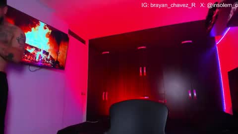 Snapshot of insolemnia chatting on 10-19-25, 05:41 Brayan Chavez online show from 10-19-25, 05:41