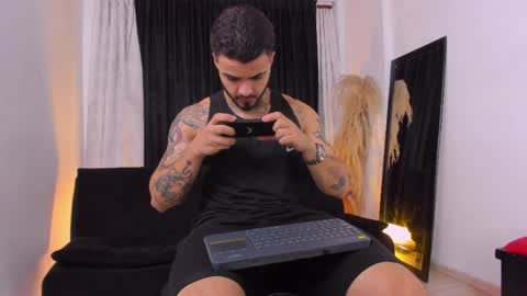 Brayan Chavez online show from 04-13-26, 01:55