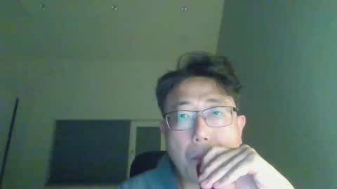 insuclee197641 online show from 12-21-25, 11:39