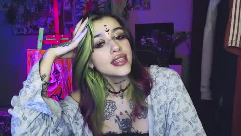 Snapshot of insunnity666 chatting on 02-12-25, 08:07 Insunnity666 online show from 02-12-25, 08:07