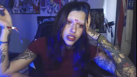 Snapshot of insunnity666 chatting on 09-10-25, 08:36 Insunnity666 online show from 09-10-25, 08:36