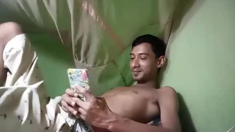 Snapshot of interne8famous chatting on 09-09-25, 03:22 interne8famous online show from 09-09-25, 03:22