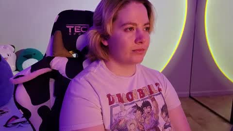 Faye online show from 01-27-25, 11:22