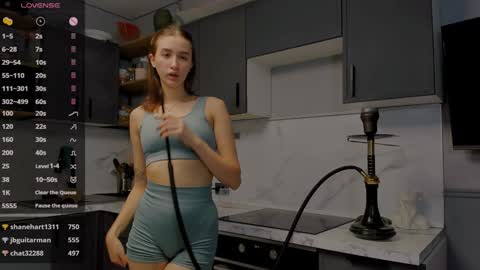 Snapshot of internetsexplorer chatting on 12-09-24, 01:40 Bernadette  Join  online show from 12-09-24, 01:40