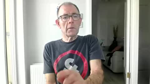 inthemood63 online show from 04-20-26, 03:48