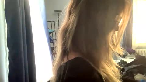 IntoTheWoodsWeGo online show from 10-04-25, 08:40