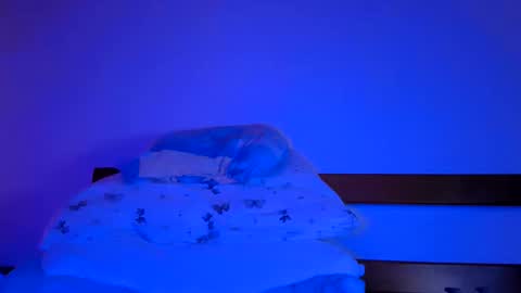 Snapshot of iplaywithu221 chatting on 11-12-25, 08:41 iplaywithu221 online show from 11-12-25, 08:41