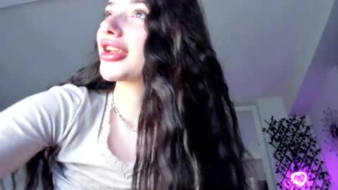 Snapshot of irenevon chatting on 03-07-25, 03:39 Ir s room online show from 03-07-25, 03:39