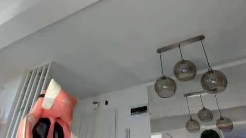 Snapshot of irenevon chatting on 10-01-25, 04:51 Ir s room online show from 10-01-25, 04:51