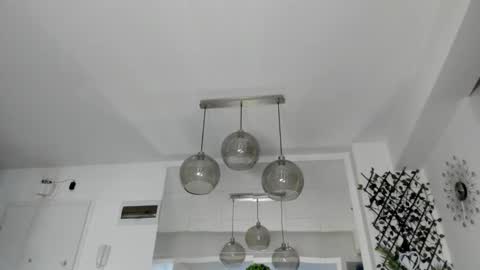 Snapshot of irenevon chatting on 10-09-25, 05:49 Ir s room online show from 10-09-25, 05:49