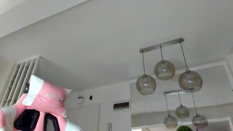 Snapshot of irenevon chatting on 11-11-25, 04:56 Ir s room online show from 11-11-25, 04:56