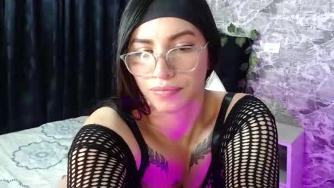 Irina  online show from 11-22-25, 11:48