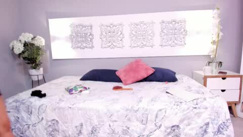 Snapshot of iriis_rosse chatting on 03-05-25, 08:53 Iris Rosse online show from 03-05-25, 08:53