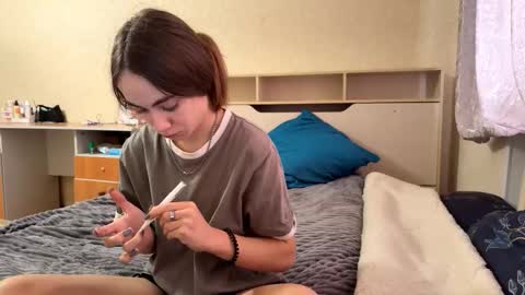 Evie online show from 10-14-25, 09:32