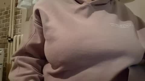 Snapshot of irinnak chatting on 02-18-25, 09:42 IrinnaK online show from 02-18-25, 09:42