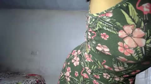 Snapshot of iris712 chatting on 01-13-26, 08:03 iris712 online show from 01-13-26, 08:03