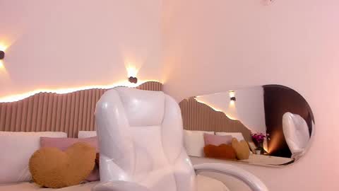 iris8_ online show from 09-29-25, 11:48