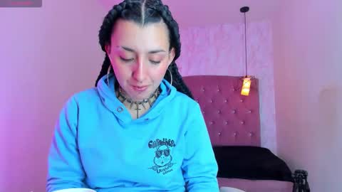 Snapshot of iris_77 chatting on 11-29-25, 05:05 iris_77 online show from 11-29-25, 05:05