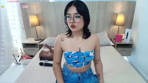 Iris online show from 12-17-25, 07:20