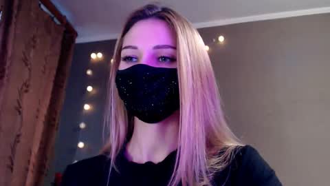 Lily online show from 02-11-26, 03:06