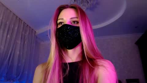 Snapshot of iris_lave chatting on 06-10-26, 07:02 Lily online show from 06-10-26, 07:02