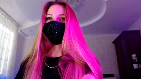 Snapshot of iris_lave chatting on 07-13-26, 03:59 Lily online show from 07-13-26, 03:59
