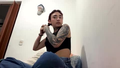  Iris  online show from 01-15-25, 02:49