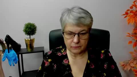 Snapshot of iris_xdesire chatting on 01-13-25, 10:36 I R I S online show from 01-13-25, 10:36