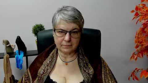 Snapshot of iris_xdesire chatting on 01-23-25, 07:54 I R I S online show from 01-23-25, 07:54