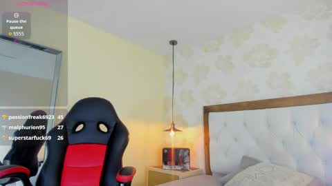 Iris  online show from 04-16-26, 09:50