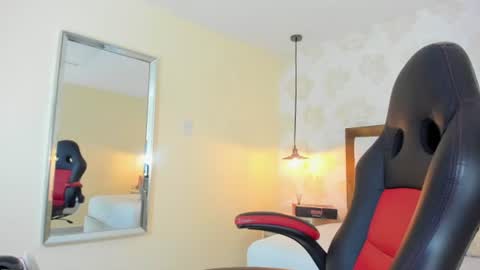 Snapshot of irisclark1 chatting on 07-16-26, 07:09 Iris online show from 07-16-26, 07:09