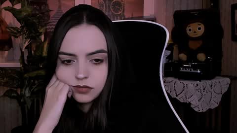 Iris online show from 12-14-24, 04:09