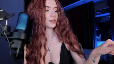 Miss Iris Fansly Miss Iris new inst.  online show from 09-10-25, 05:46