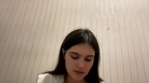 irisss31 online show from 01-01-25, 09:20