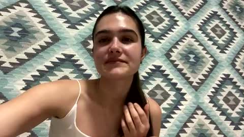 Snapshot of irisss31 chatting on 07-09-26, 07:18 irisss31 online show from 07-09-26, 07:18