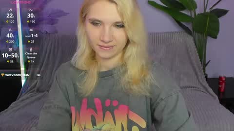 Snapshot of iron_adele chatting on 04-09-26, 02:44 Iron Adele online show from 04-09-26, 02:44