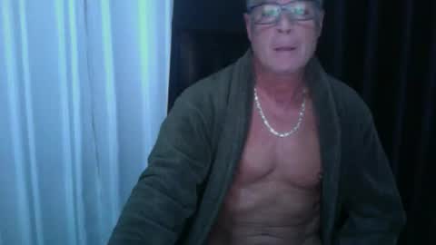 ironout007 online show from 10-15-25, 04:34