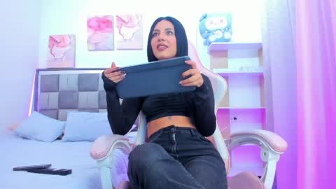 Isabella online show from 05-23-26, 01:48