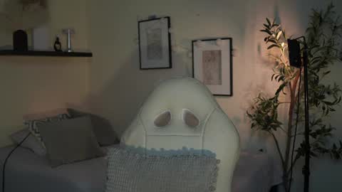 isa_____ online show from 07-19-26, 12:25