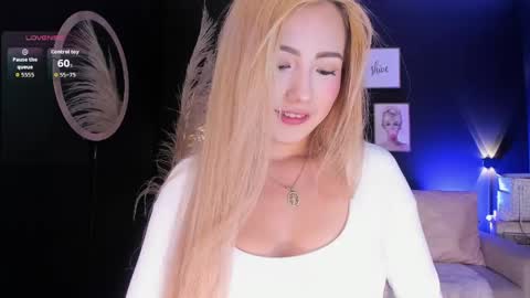 Isa Cortes  online show from 05-16-26, 10:41