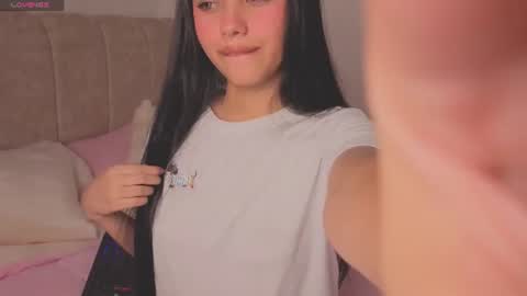 Snapshot of isa_dolly chatting on 06-11-26, 11:03 Isa Dolly online show from 06-11-26, 11:03