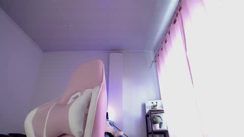 Snapshot of isa_emeralds chatting on 01-11-26, 03:39 Isabella online show from 01-11-26, 03:39