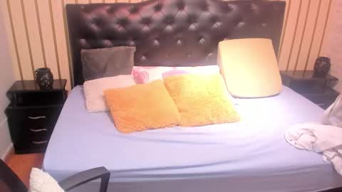 Snapshot of isa_foxy chatting on 02-06-26, 12:48 Isa online show from 02-06-26, 12:48