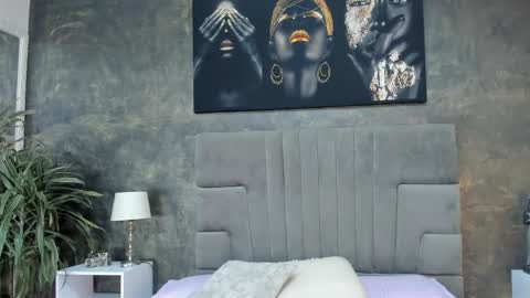 Isa Lancaster online show from 04-17-26, 08:12